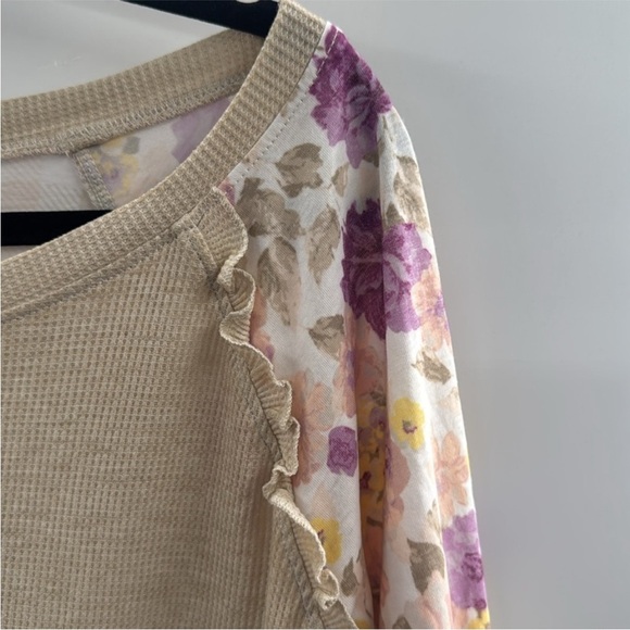 Cato Floral Sleeve blouse - Picture 2 of 5